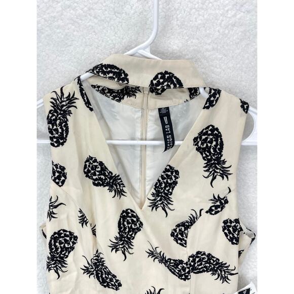 Design Lab‎ Lord & Taylor Pineapple Romper Women’s Size S Black Print NWT - Picture 4 of 12